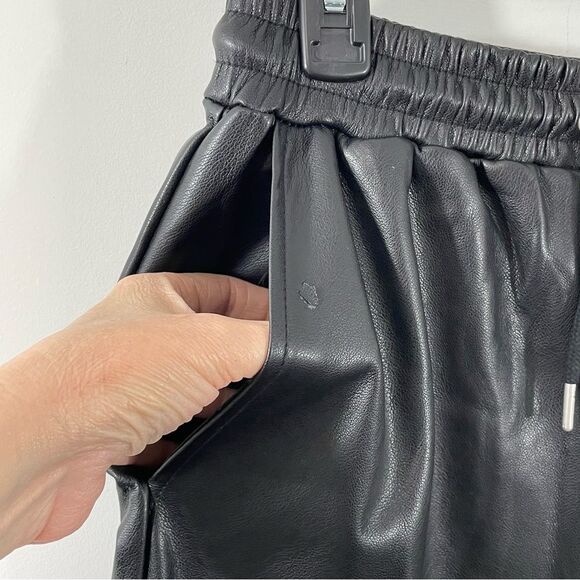 NWT Avec Les Filles Anthropologie Black Vegan Faux Leather Jogger Pants Size XS - Picture 7 of 13